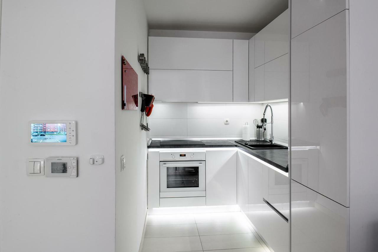 Flexible Selfcheckins 7 - Zagreb - Garage - Electric Vehicle Ccharger - Loggia - New - Luxury - Apartments Repinc 7 エクステリア 写真