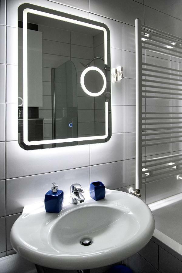 Flexible Selfcheckins 7 - Zagreb - Garage - Electric Vehicle Ccharger - Loggia - New - Luxury - Apartments Repinc 7 エクステリア 写真
